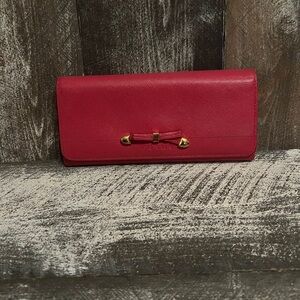 Prada Saffiano Leather Pink Wallet. Very clean. EUC.